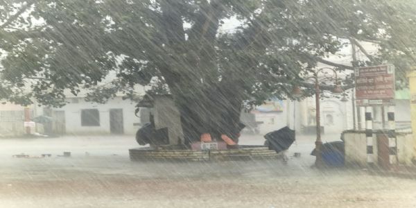 अमरकंटक में अचानक बदला मौसम, आंधी-तूफान के साथ तेज बारिश