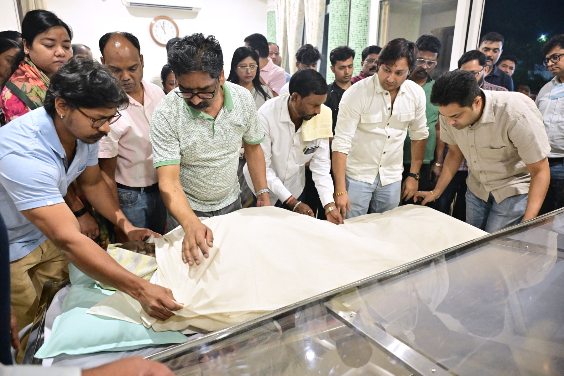मुख्यमंत्री सहित अन्य मुख्यमंत्री सहित अन्य