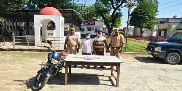 बहराइच : चरस तस्करी का भंडाफोड़, दो आरोपित गिरफ्तार