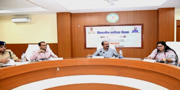 उप मुख्यमंत्री अरुण साव ने की विकास कार्यों की प्रगति और योजनाओं के क्रियान्वयन की समीक्षा