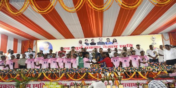 विधानसभास्तरीय फुटबॉल प्रतियोगिता का हुआ भव्य समापन, 120 टीमों ने हिस्सा लिया