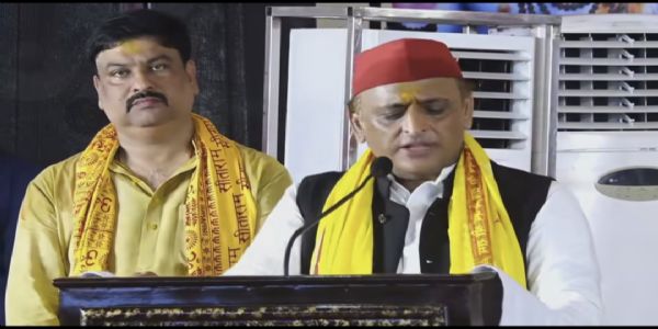 सपा सरकार बनने पर महिलाओं को हर साल 40 हजार रुपये दिए जाएंगे : अखिलेश यादव