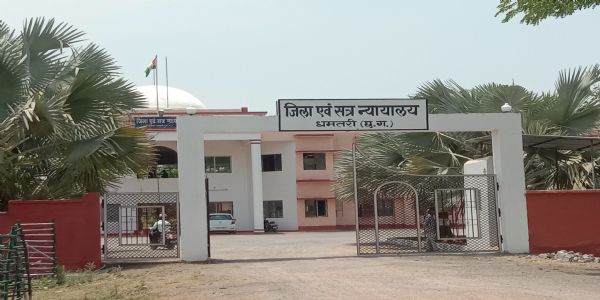 हंसिया से गला रेतकर पत्नी की हत्या, आरोपित पति को आजीवन कारावास