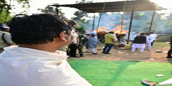 बाबा और मां के बिना काटने दौड़ेगा नेमरा गांव : हेमंत