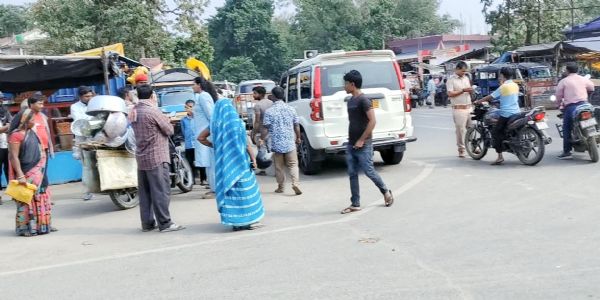 कटिहार में चला परिवहन विभाग का डंडा, एक दिन में 4.96 लाख रुपये का जुर्माना