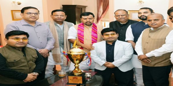 नितिन नवीन ने वाराणसी में ‘सेवा संकल्प ट्रॉफी’ का किया अनावरण, बोले- दिव्यांगता मन की होती है, शरीर की नहीं