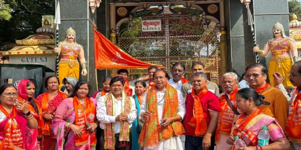 जगन्नाथपुरी से आई श्रीकृष्ण रथयात्रा का मथुरा कृष्ण जन्मभूमि पर हुआ स्वागत