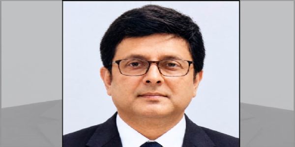 असमः नगांव लोकसभा उप चुनाव से विजयी भाजपा उम्मीदवार देवाशीष शर्मा। फाइल फोटो असमः नगांव लोकसभा उप चुनाव से विजयी भाजपा उम्मीदवार देवाशीष शर्मा। फाइल फोटो