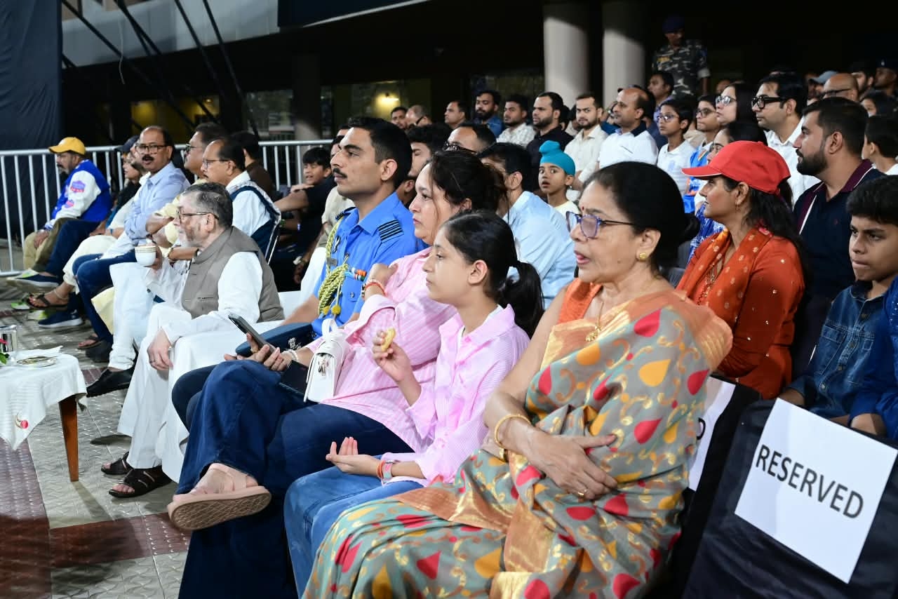 राज्यपाल सहित अन्य राज्यपाल सहित अन्य