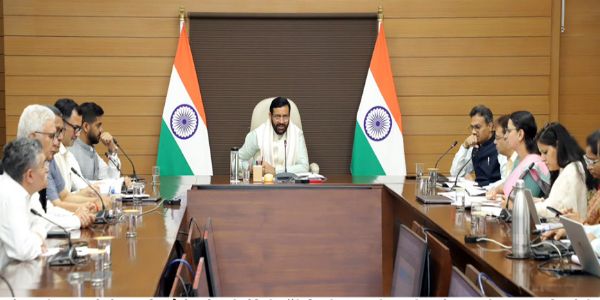 जनता के फीडबैक पर जिला उपायुक्त बनाएं नई पॉलिसी