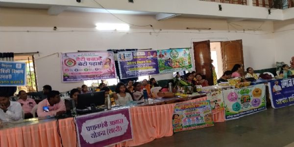 सेवा संकल्प शिविर में नहीं जुटे हितग्राही, स्टालों तक सिमटी गतिविधियां