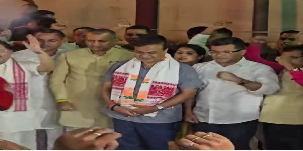 नगांव उपचुनाव में भाजपा के शानदार प्रदर्शन पर पार्टी कार्यालय में जश्न, मुख्यमंत्री पहुंचे