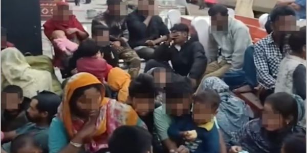 कामाख्या रेलवे स्टेशन पर 57 संदिग्ध बांग्लादेशी गिरफ्तार, श्रीनगर से असम पहुंचने की जांच