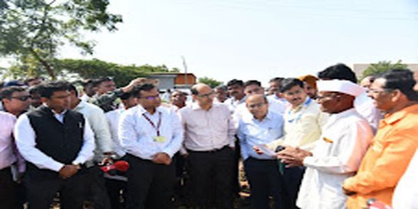 महाराष्ट्र के सूखा प्रभावित इलाकों में केंद्रीय टीम ने फसलों के नुकसान का लिया जायजा