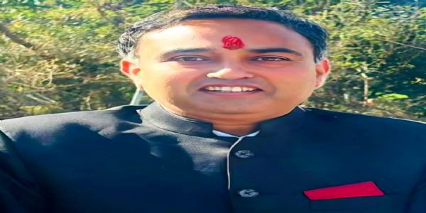 धर्मशाला के अधिवक्ता ने दोपहिया वाहनों में साइलेंट इंडिकेटर को लेकर मंत्रालय सहित चार कंपनियों को भेजा नोटिस