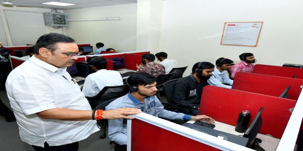 मुख्यमंत्री वीडियो कॉफ्रेंसिंग के माध्यम से सीधे परिवादी से हुए रूबरू