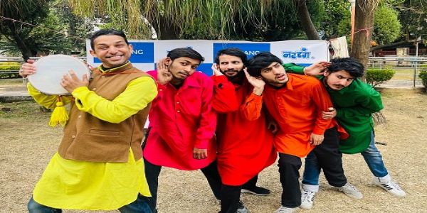 नटरंग के ‘संडे थिएटर’ में मंचित हुआ हिंदी नाटक ‘नया दौर’