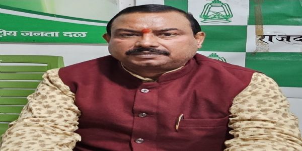 बजट में रोजगार और औद्योगिक विकास के लिए कोई प्रावधान नहीं : राजद