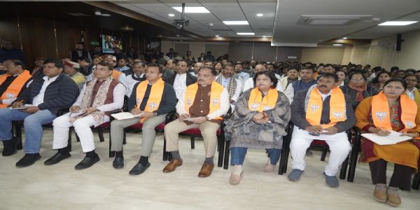 बजट- युवा भारत को नई उड़ान देगा यह बजट : वीरेंद्र सचदेवा