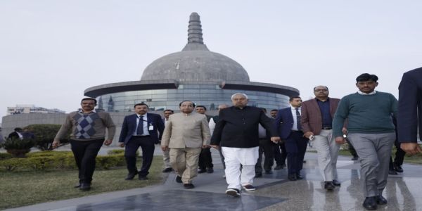 मुख्यमंत्री ने बुद्ध स्मृति पार्क का किया भ्रमण, व्यवस्थाओं की ली जानकारी
