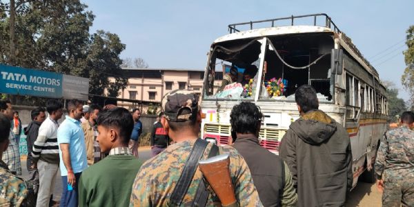 बस की चपेट में आने से युवक की मौत