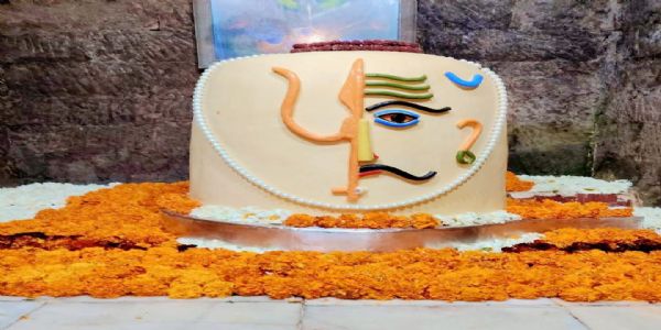 भूतनाथ मंदिर में रुद्रेश्वर महादेव के अलौकिक स्वरूप में हुए दर्शन