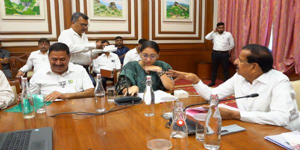 वसई-विरार शहर महानगरपालिका क्षेत्र में मैंग्रोव की सुरक्षा को लेकर कोई समझौता नहीं: नाईक