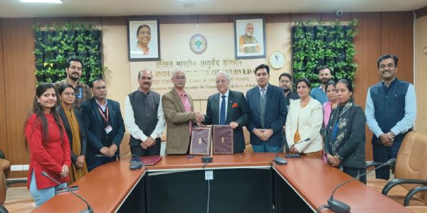 कैशलेस उपचार के लिए एआईआईए ने किए 32 बीमा कंपनियों के साथ समझौता