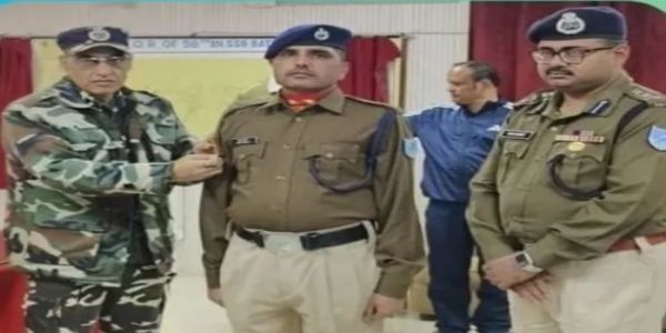 प्रोन्नति पर बैच अलंकरण समारोह का आयोजन