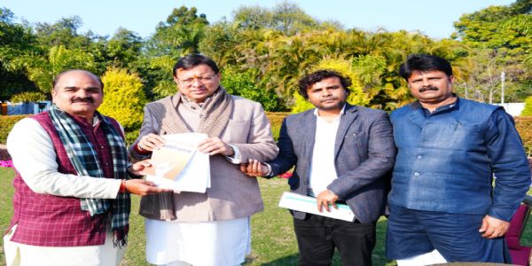 उत्तराखंड के सीएम से मिले स्वदेशी जागरण मंच के अखिल भारतीय विचार विभाग प्रमुख