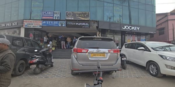 पैनोरमा ग्रुप के आठ ठिकानो पर इनकम टैक्स की बड़ी छापेमारी