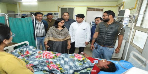 (अपडेट) मप्र के डबरा में नवनिर्मित नवग्रह शक्ति पीठ में कलश वितरण कार्यक्रम में भगदड़, एक महिला की मौत, 3 गंभीर