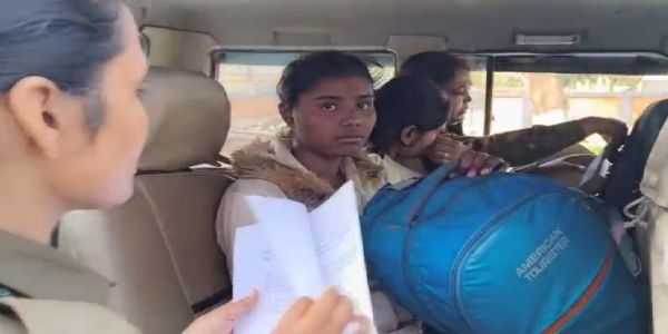 लापता छात्रा जिया और सोनाक्षी का लाया गया भागलपुर