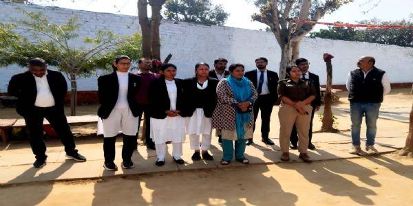 डीएलएसए सचिव ने किया जिला कारागृह का निरीक्षण