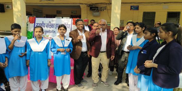 कृमि मुक्ति से होगा बच्चों का बेहतर शारीरिक व मानसिक विकास : जिलाधिकारी