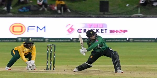 सना की 90 रन की तूफानी पारी बेअसर, वोल्वार्ड्ट की कप्तानी में दक्षिण अफ्रीका ने आखिरी गेंद पर जीता पहला टी20