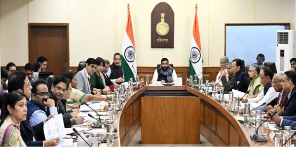 शहरी क्षेत्रों में स्कूल खोलने के लिए किया जाएगा सर्वे, मुख्यमंत्री सैनी ने दिया निर्देश