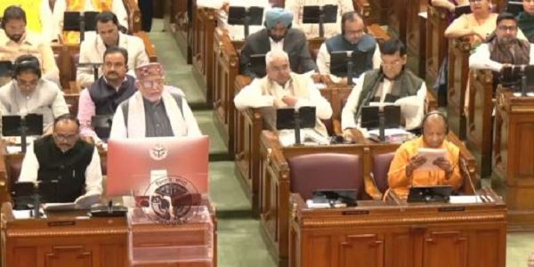 बेसिक शिक्षा के लिए बजट में 77,622 करोड़ का प्रस्ताव, हर जिले में बनेंगे मॉडल स्कूल