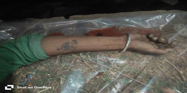 धरदेई तालाब में युवक का शव मिला, पहचान के लिए पुलिस ने जारी की तस्वीरें