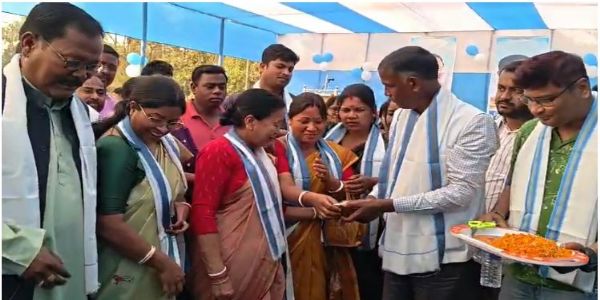 ‘आमादेर पाड़ा, आमादेर समाधान’ परियोजना के तहत करोड़ों के विकास कार्यों का शिलान्यास