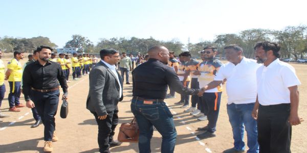 बीएफसीएल के अरुणा बुधिया मेमोरियल इंटर-डिपार्टमेंट क्रिकेट टूर्नामेंट 4.0 का शुभारंभ, 8 टीमों के 110 खिलाड़ी ले रहे हिस्सा