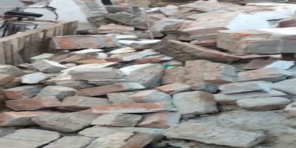 गैस सिलेंडर विस्फोट से मकान क्षतिग्रस्त, मलबे में दबकर बुजुर्ग घायल