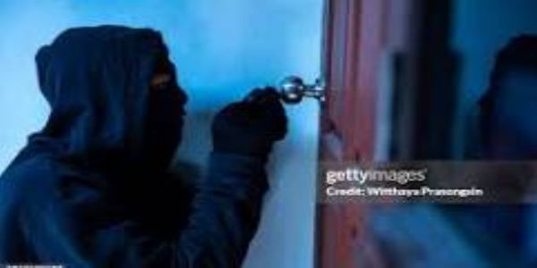 ग्रामीण डीएसटी ने किया नकबजनी गैंग का खुलासा : सरगना सहित पांच गिरफ्तार