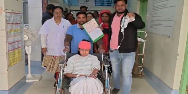 सड़क हादसे में माध्यमिक परीक्षार्थी घायल