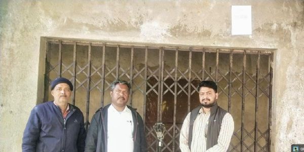सरकारी भवन को कब्जा मुक्त कर किया सील
