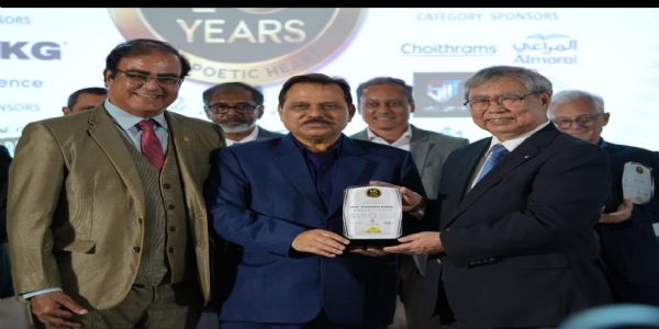 बीएचयू के प्रो. वशिष्ठ अनूप ने दुबई और शारजाह में फहराया हिन्दी गज़ल का परचम