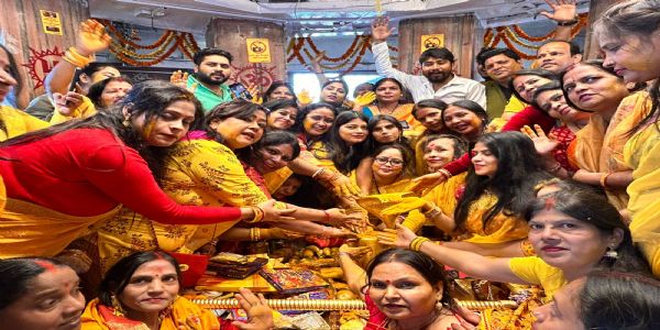 पहाड़ी बाबा का हुआ भव्य हल्दी-मेहंदी और संगीत समारोह