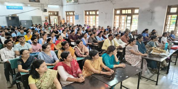 धमतरी : 85 केंद्राध्यक्षों का प्रशिक्षण, नए प्राचार्यों के लिए बोर्ड परीक्षा संचालन बड़ी चुनौती