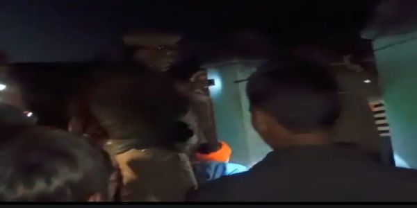 सिगरेट पीने पर पिता की डांट से आहत किशोर ने कुएं में कूदकर दी जान