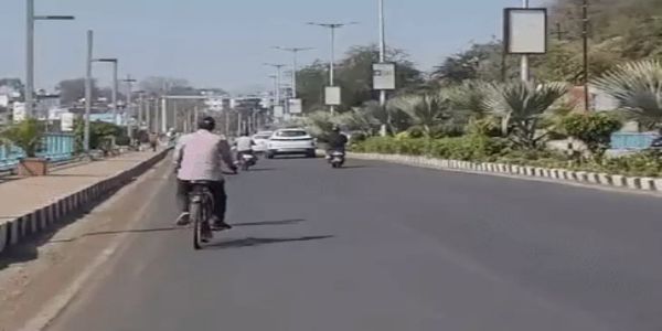 मध्‍य प्रदेश में बदला मौसम का मिजाज, दिन के तापमान में आयी गिरावट, रात और सुबह हल्‍की ठंड का असर